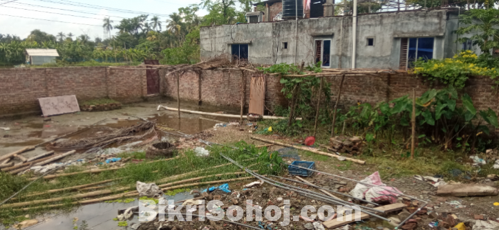 কুয়েট এর পাসে ৩.৫ শতাংশ করে ২ টি প্লট বিক্রি।